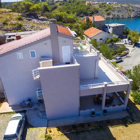 Marija Novigrad (Dalmatia)