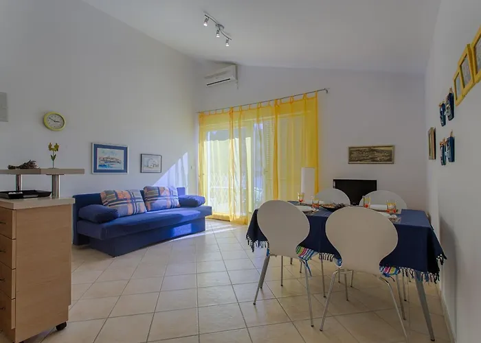Marija * Novigrad (Dalmatia)